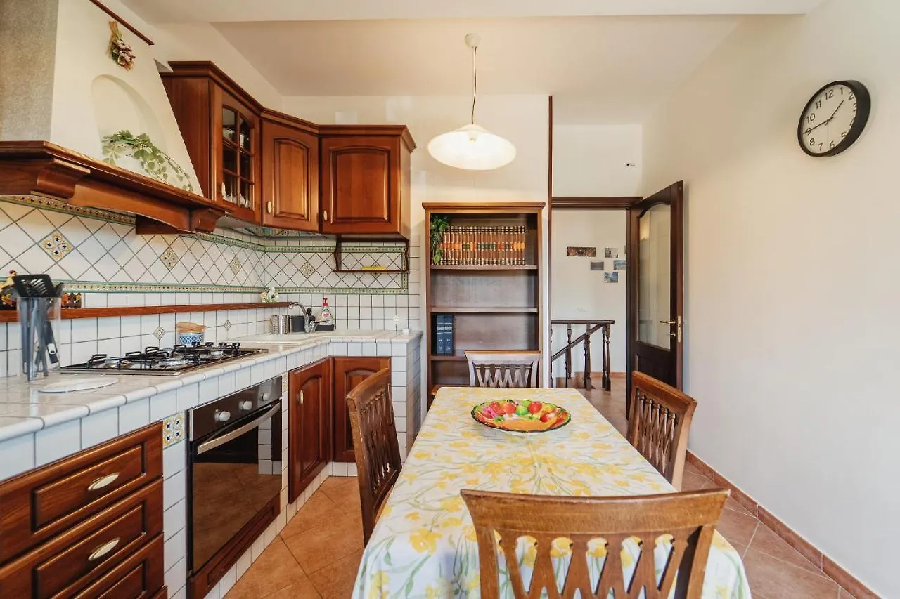 פלרמו Mondello Beach House 3 Bedrooms Villa 0*,  איטליה