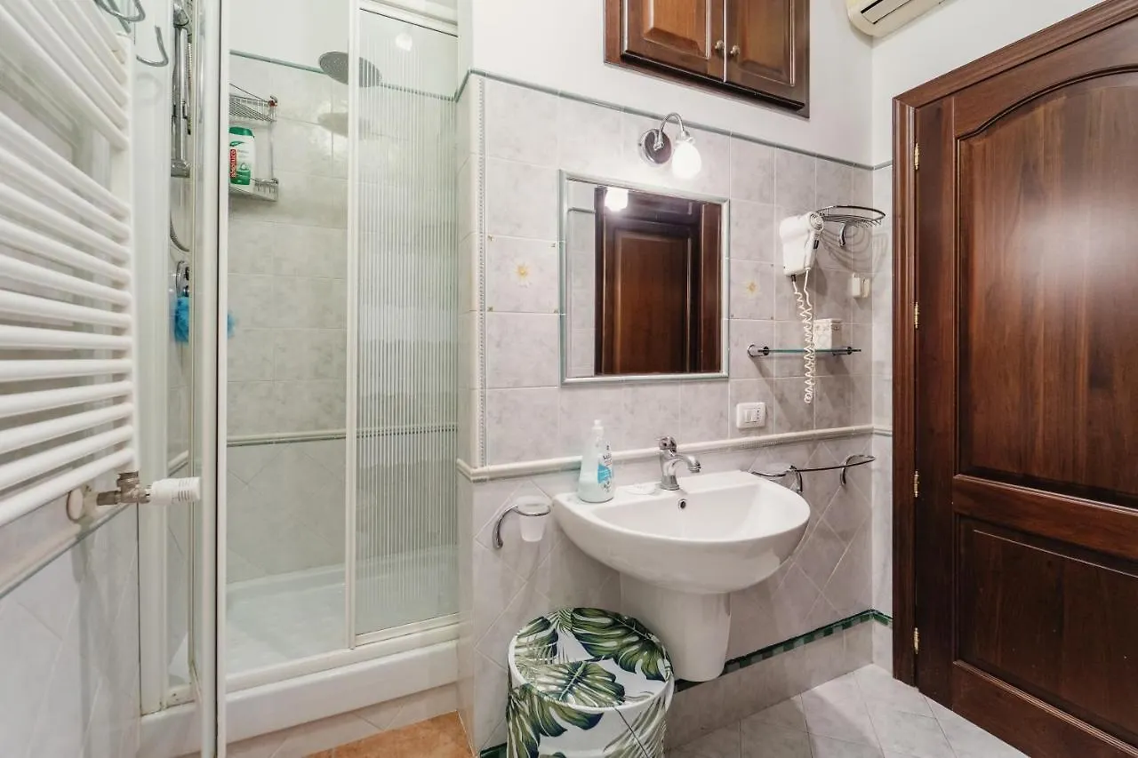 Semesterbostad Mondello Beach House 3 Bedrooms Villa Palermo Italien