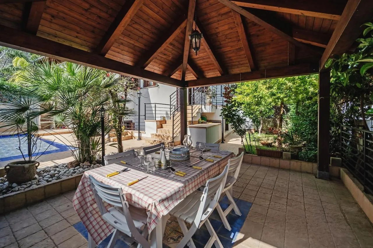 Semesterbostad Mondello Beach House 3 Bedrooms Villa Palermo