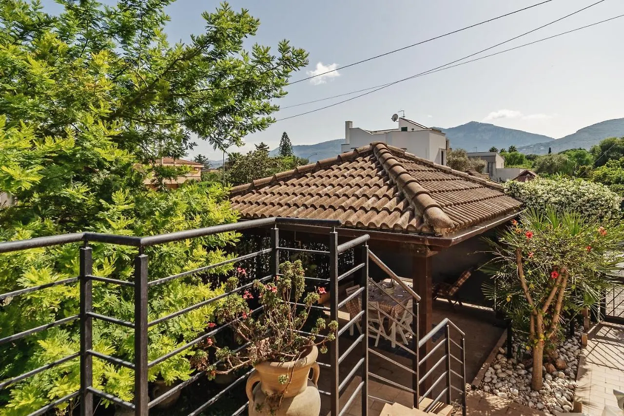 Mondello Beach House 3 Bedrooms Villa Palermo